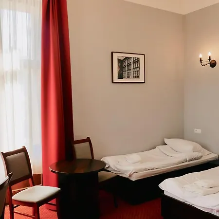 Staromiejski Piwowar Hotel